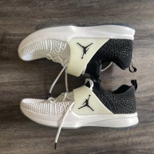 JORDAN BRAND TRAINERS - MEN'S SIZE 13